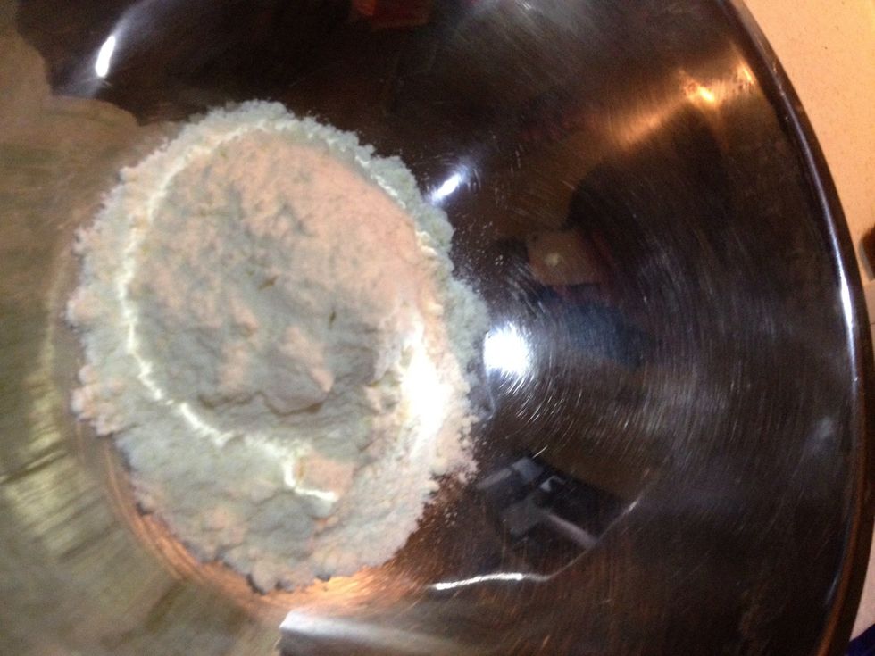 Pour the cheese packet in a bowl