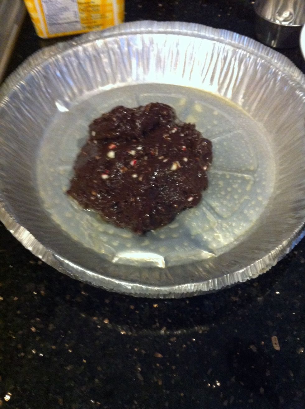 Pour the chocolate into a pie pan