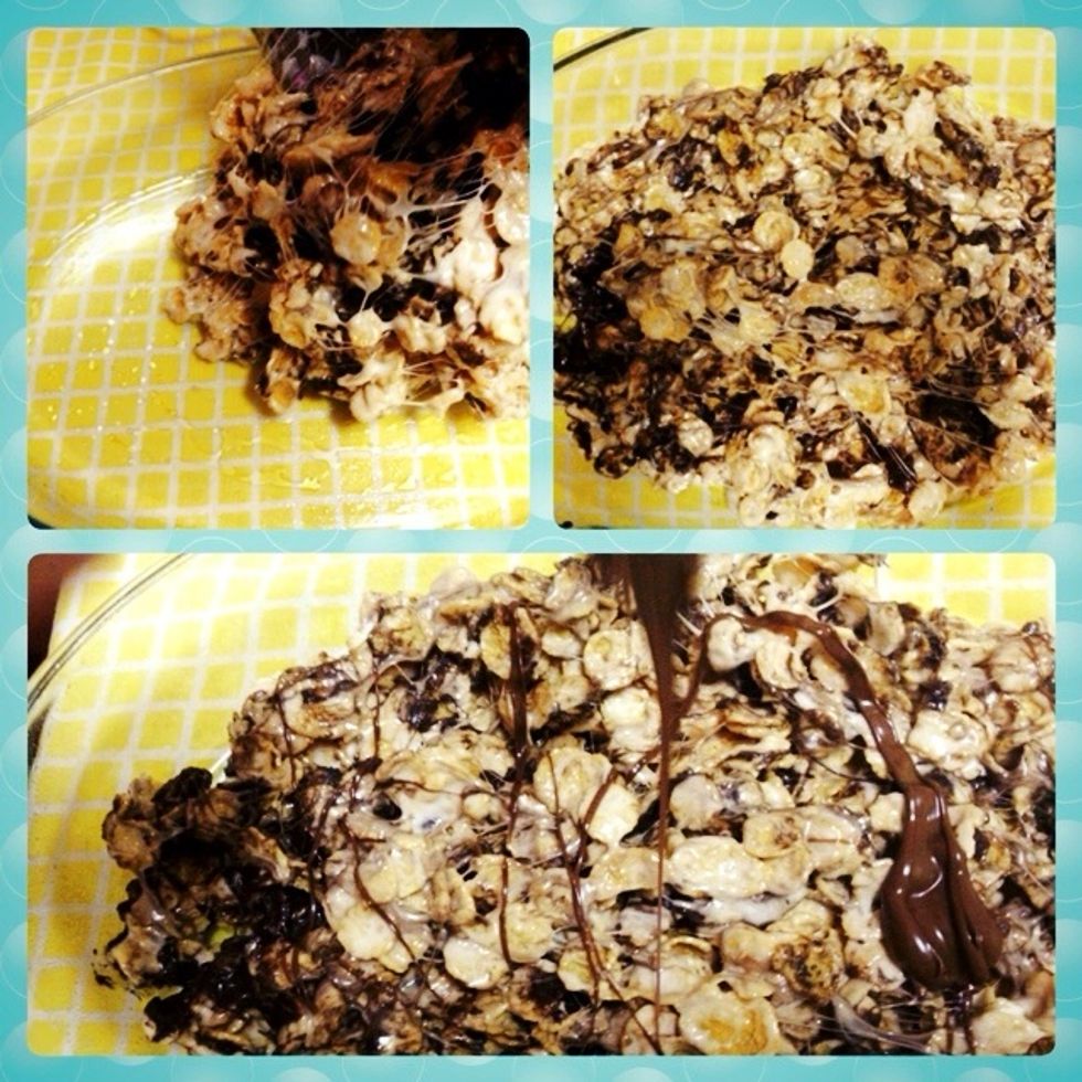 Pour the mixture evenly, Put Nutella on the top of the mixture.