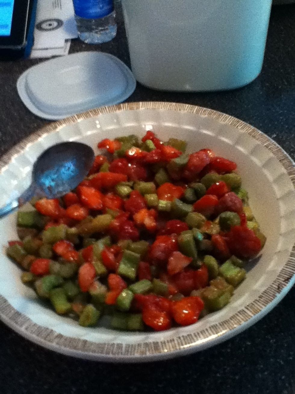 Pour the mixture in bowl 1 into a pie plate