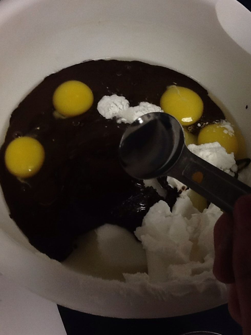 Pour the peppermint extract in the bowl