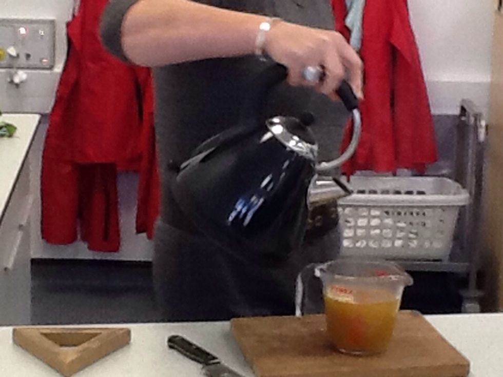 pour the water into the jug with the gravy powder