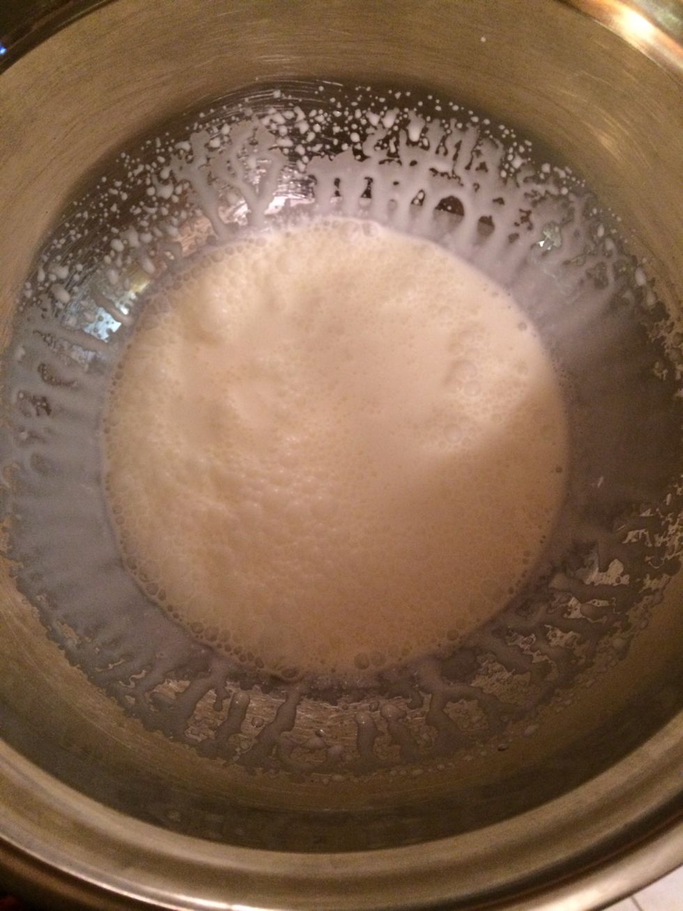 Pour whipping cream into a separate bowl. You can add a little bit of vanilla for a sweater taste - optional (better without because it is sweet already)