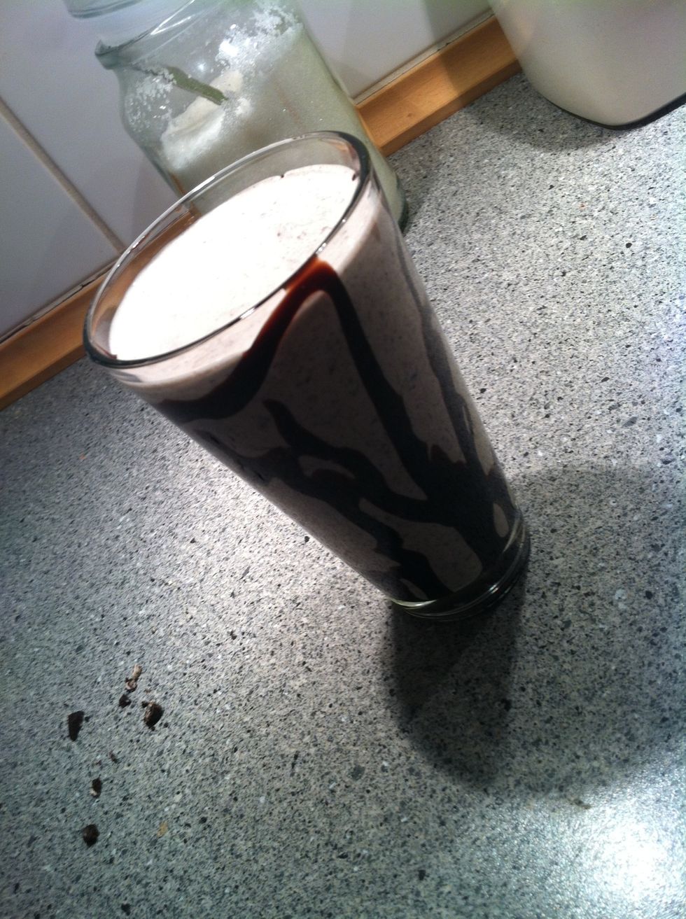 Pour your milkshake into the glass