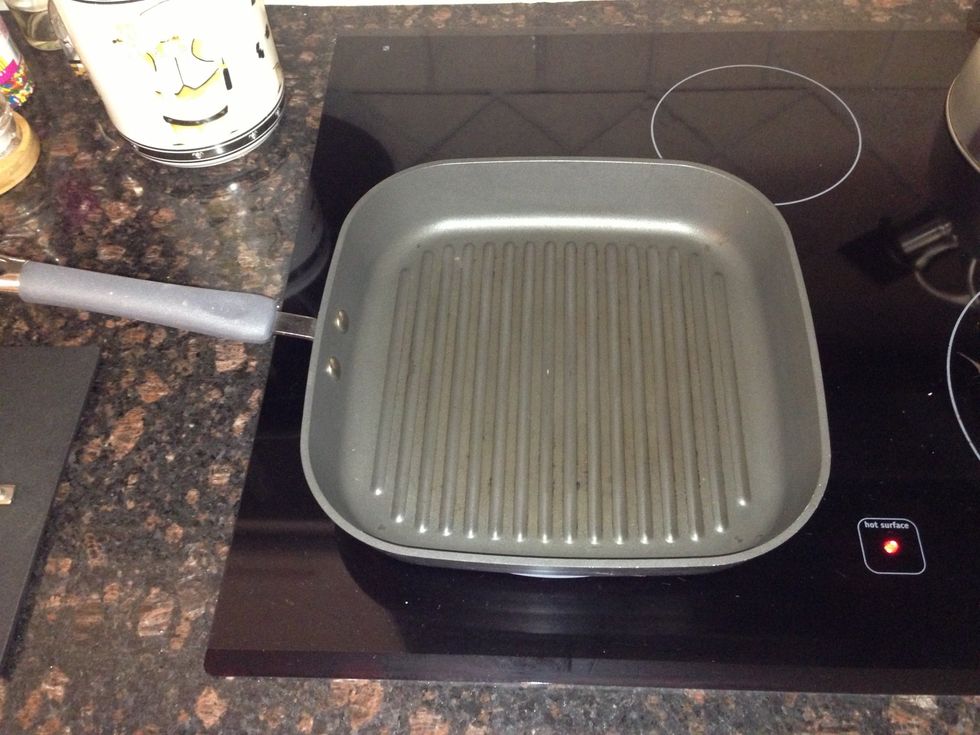 Pre heat grill pan on Medium High heat on cook top.