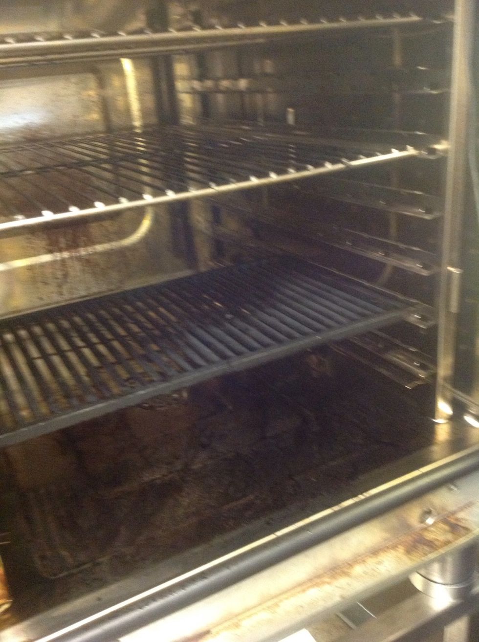 Pre-heat your combi oven with a grilling grate to 550F (288C).
