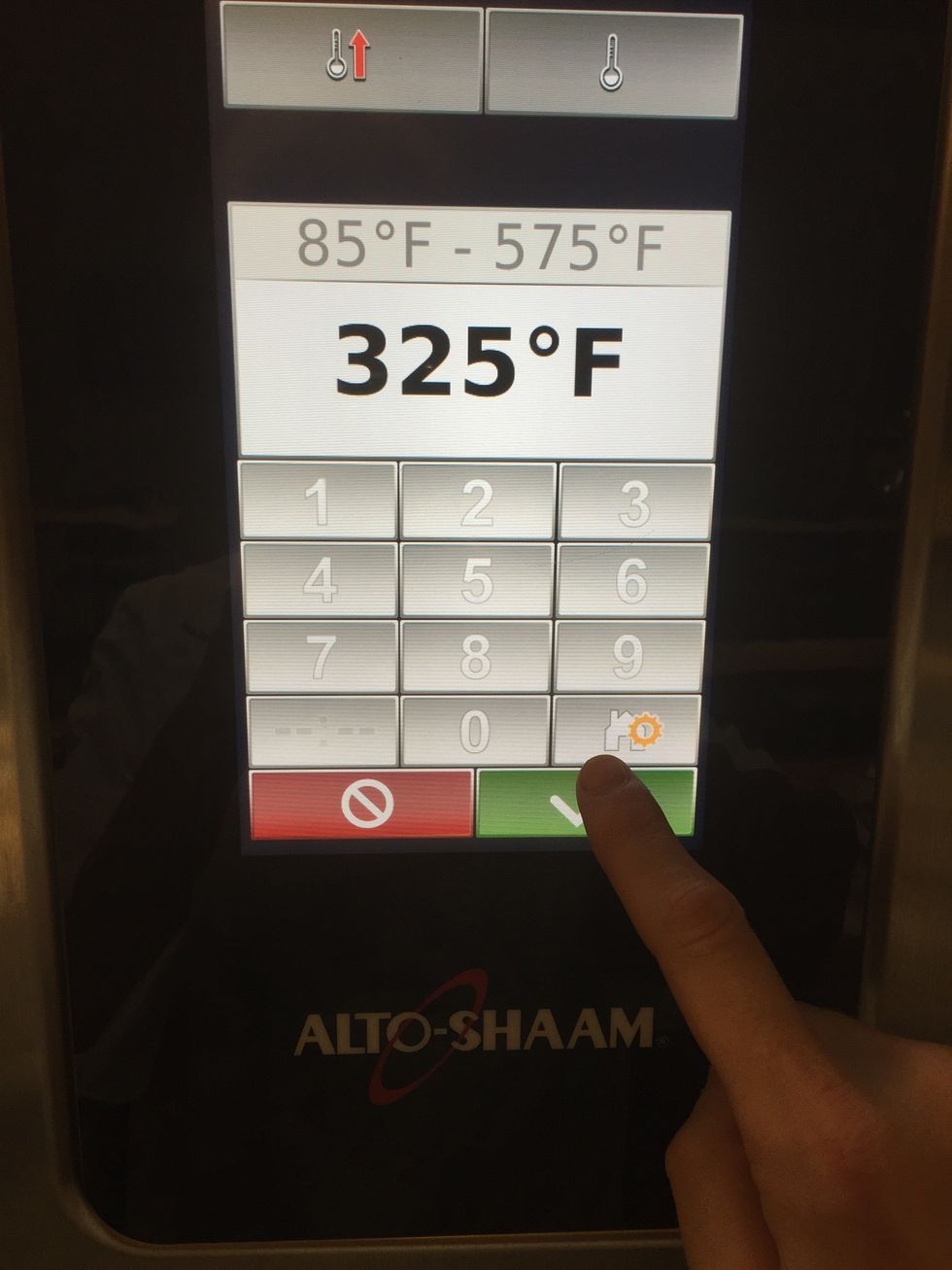 Preheat 7.20 oven convection mode at 325F (163C).