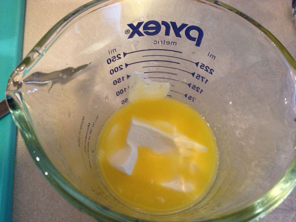 Preheat oven (350 degrees F). Make cake mix as directed on the boxes