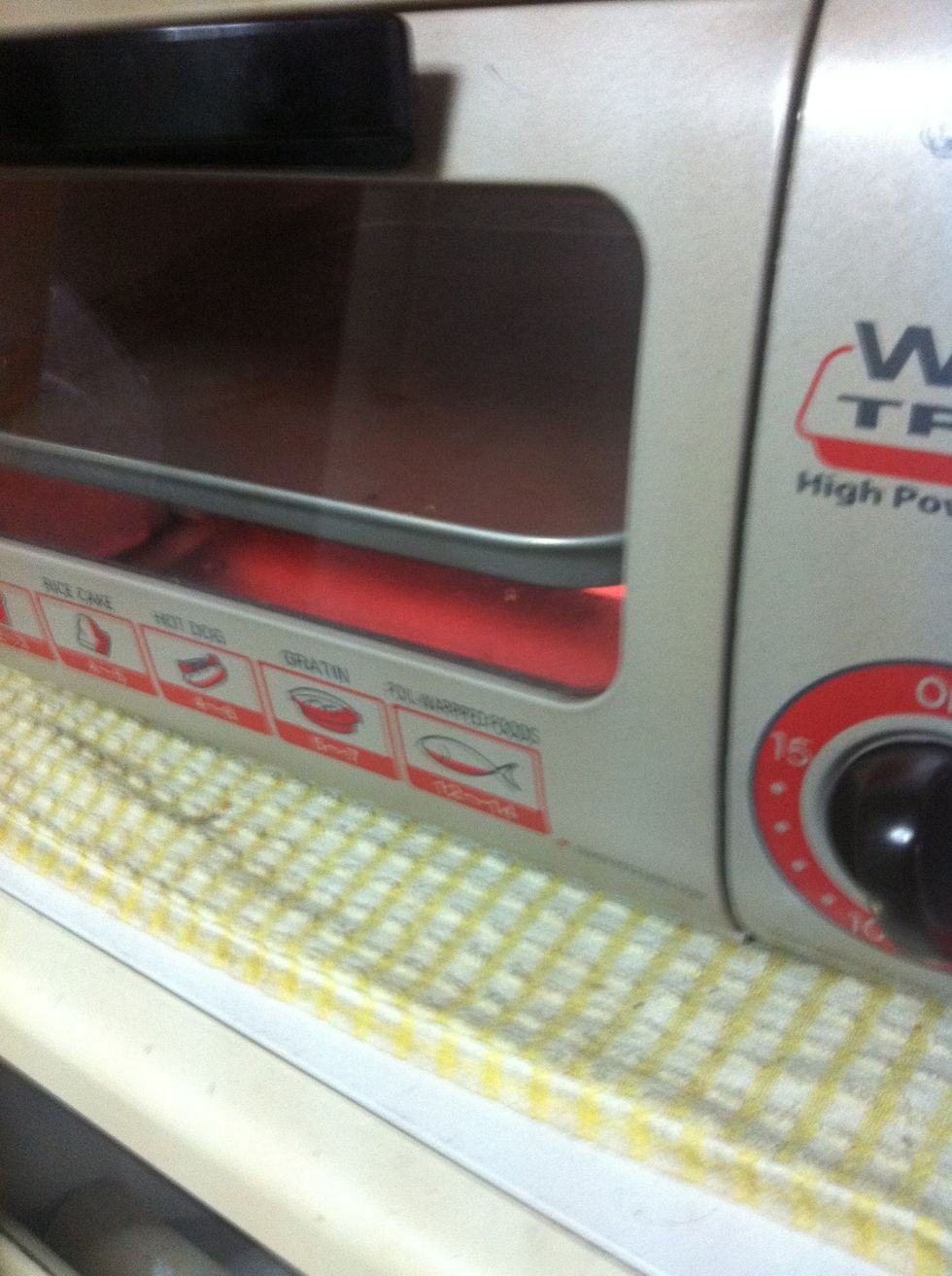 Preheat oven, I have no fancy oven