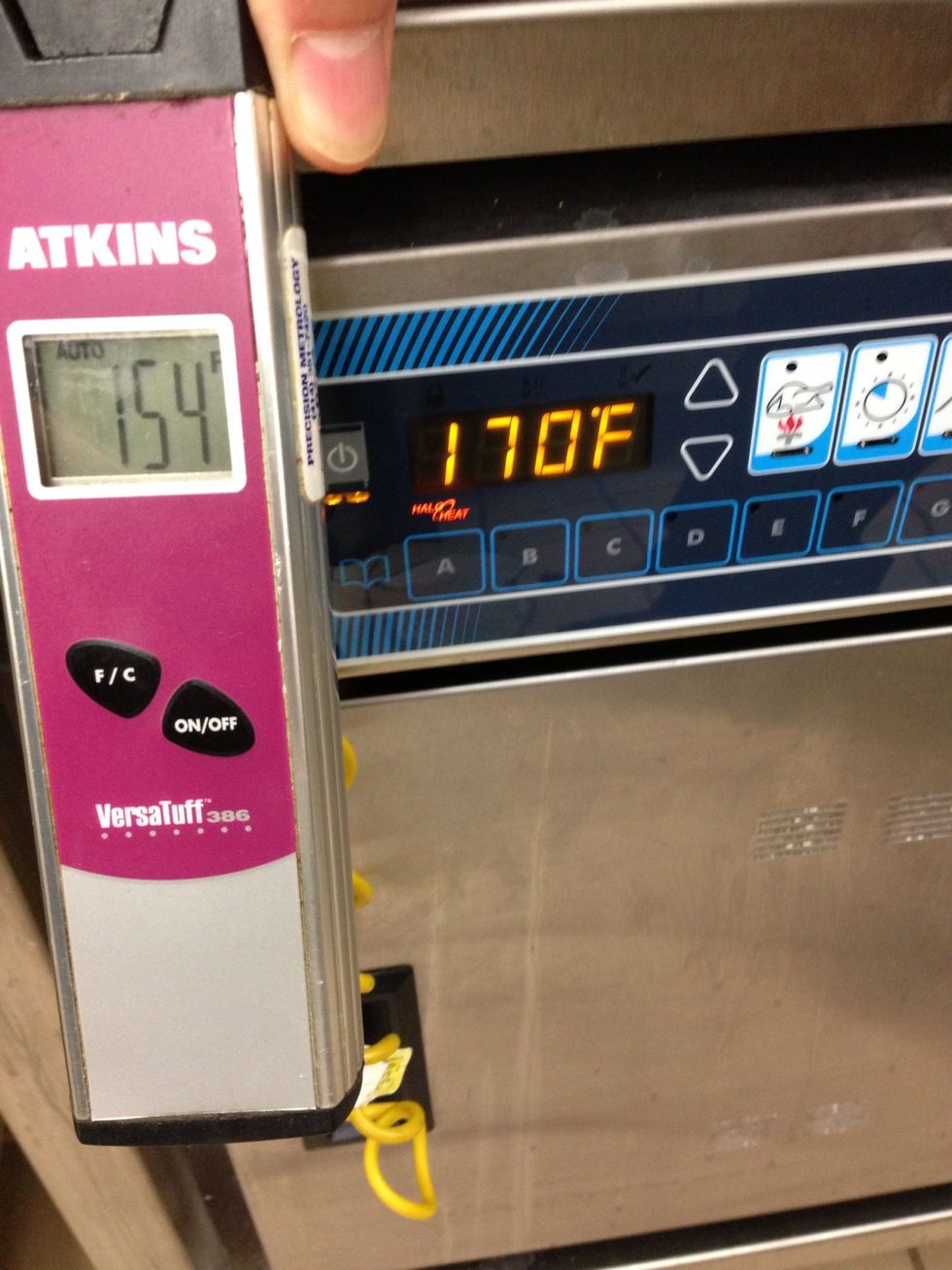 Preheat oven to 170F (77C) on hold only.