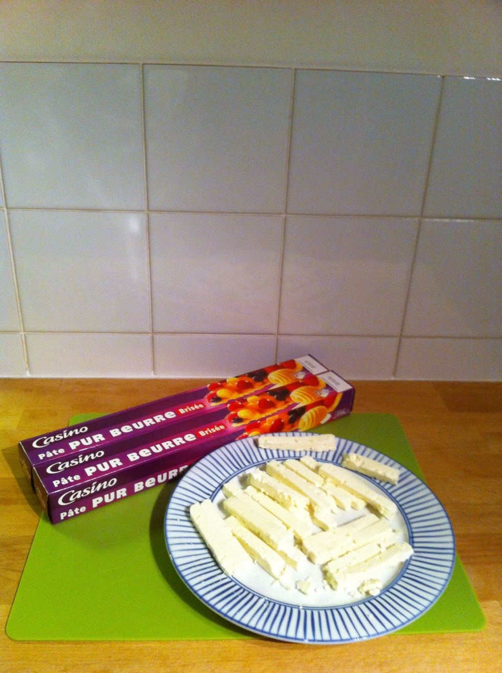 Preheat oven to 220 \u00b0C (430 \u00b0F)