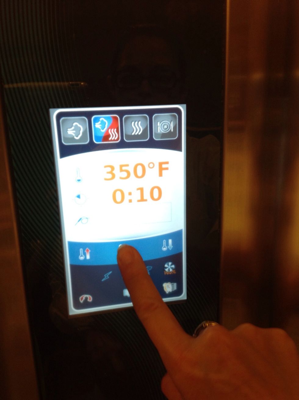 Preheat oven to 350F (177C) for 10 min.