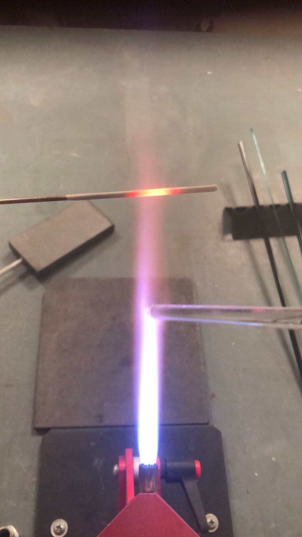 Preheat the bead release and mandrel.