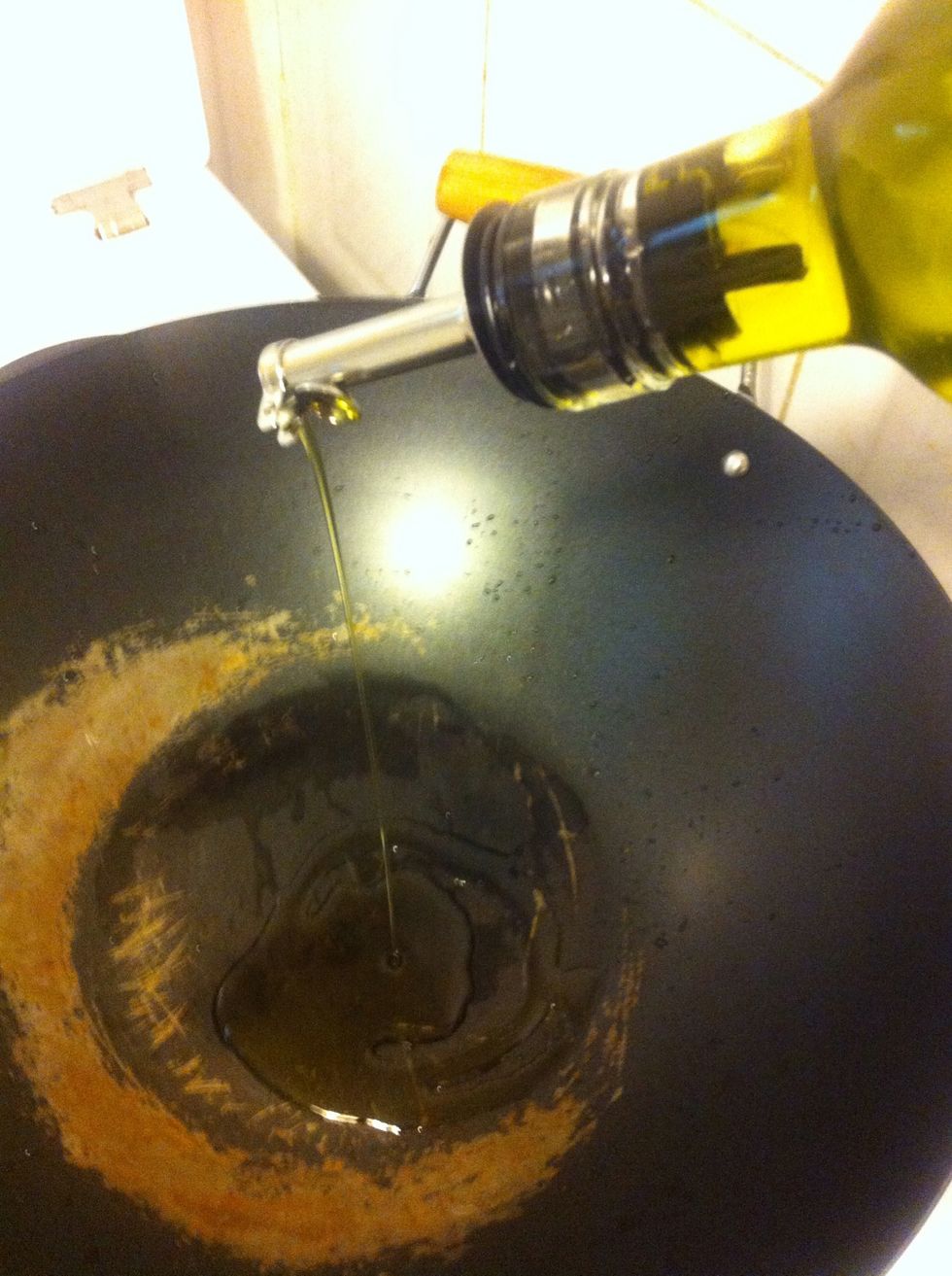 Preheat the frying pan and add olive oil