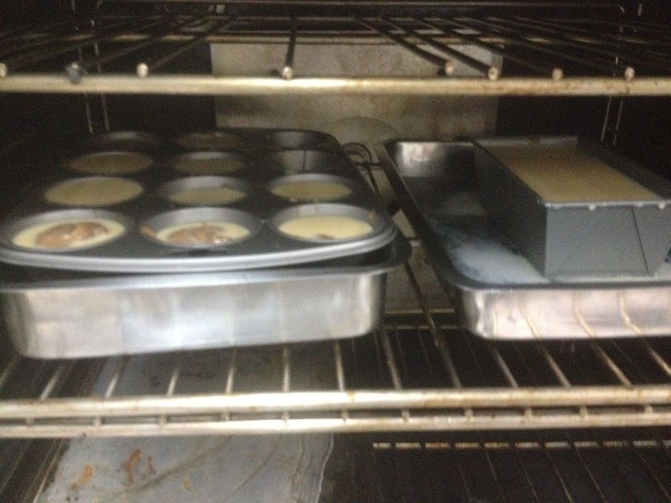 Preheat the oven 356\u00b0F ,put the baking pan in the oven, wait 40 min.After that, check the cake inserting a knife in the center, take it out, if it's dry then it's ready, if not wait 'til that happens