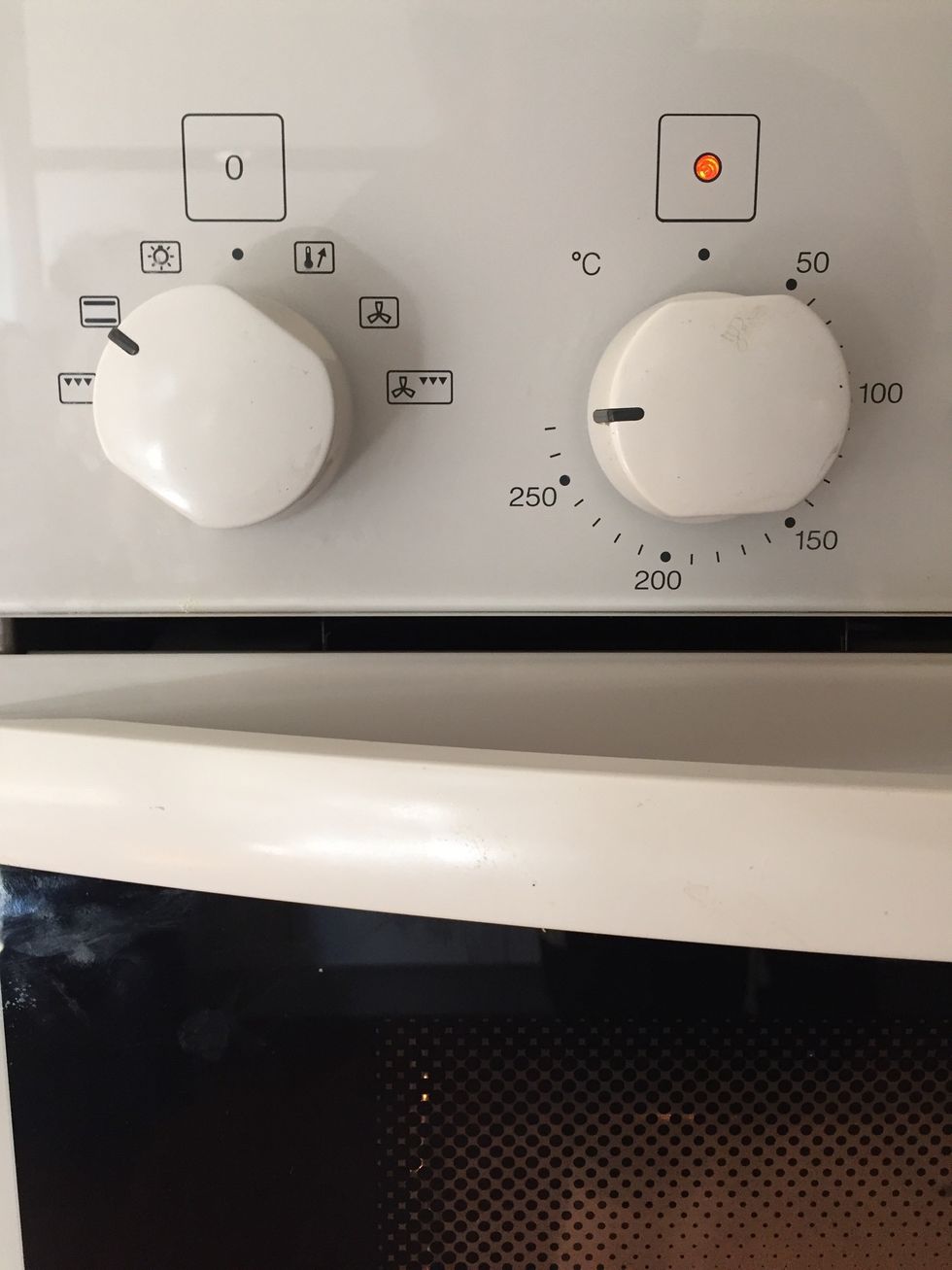 Preheat the oven gas mark max\ud83d\udc4d