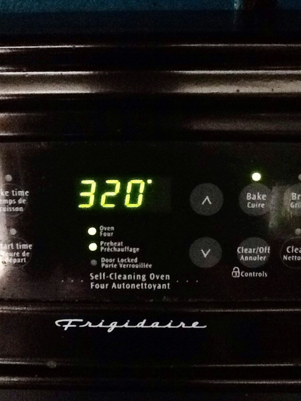 Preheat the oven to 320\u00b0......