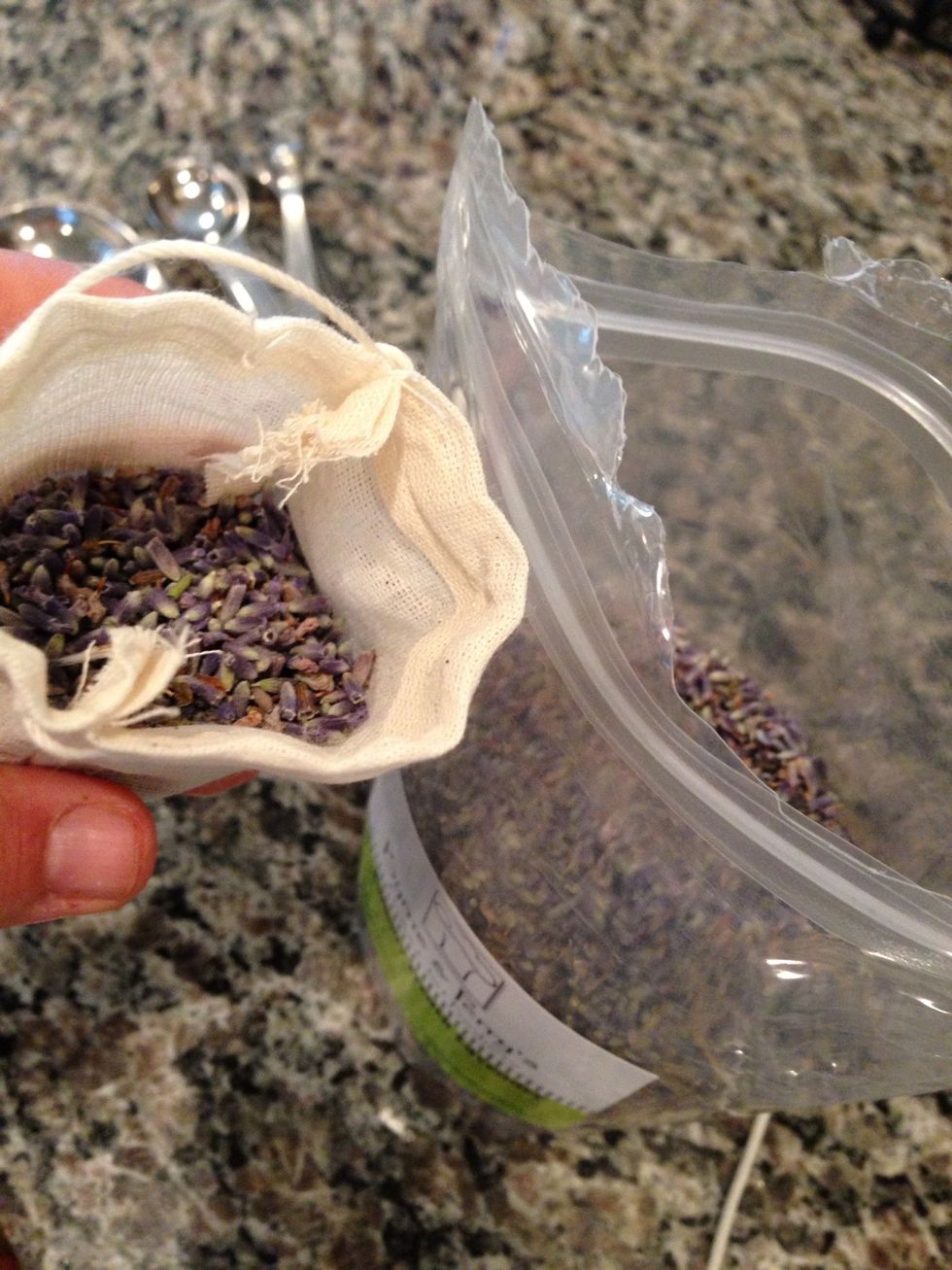 Prep your lavender by filling a mesh sachet or cheesecloth tied with twine or unwaxed dental floss. 25 of these little bags were under $10! Yes. Amazon. P.S. Me and Amazon have a thing. #dontjudge