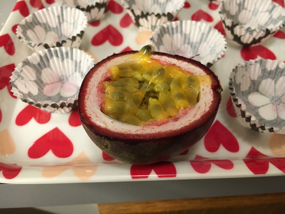 Prep your truffle molds. Spoon out the seeds from the passion fruits.