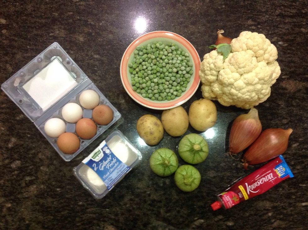 Prepare all the ingredients.