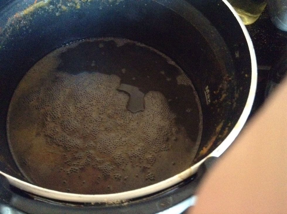 prepare boiling water for the ham, you can cook it directly in the soup, but i dont like the taste of the smoked and salt much .. so we cook the ham separately in a autocooker