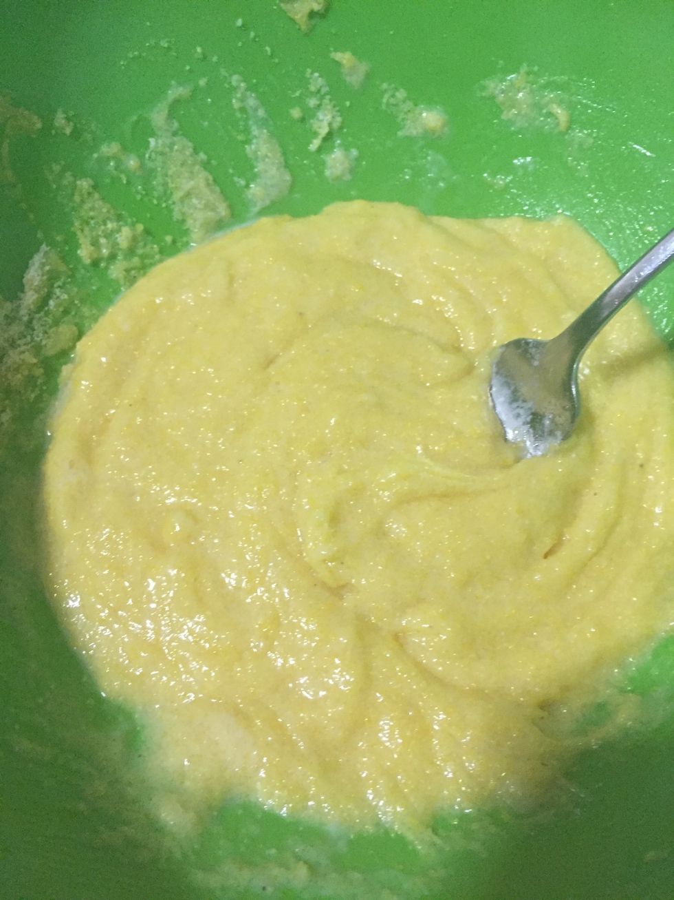 Prepare half batch of the corn bread mix according the instruction.