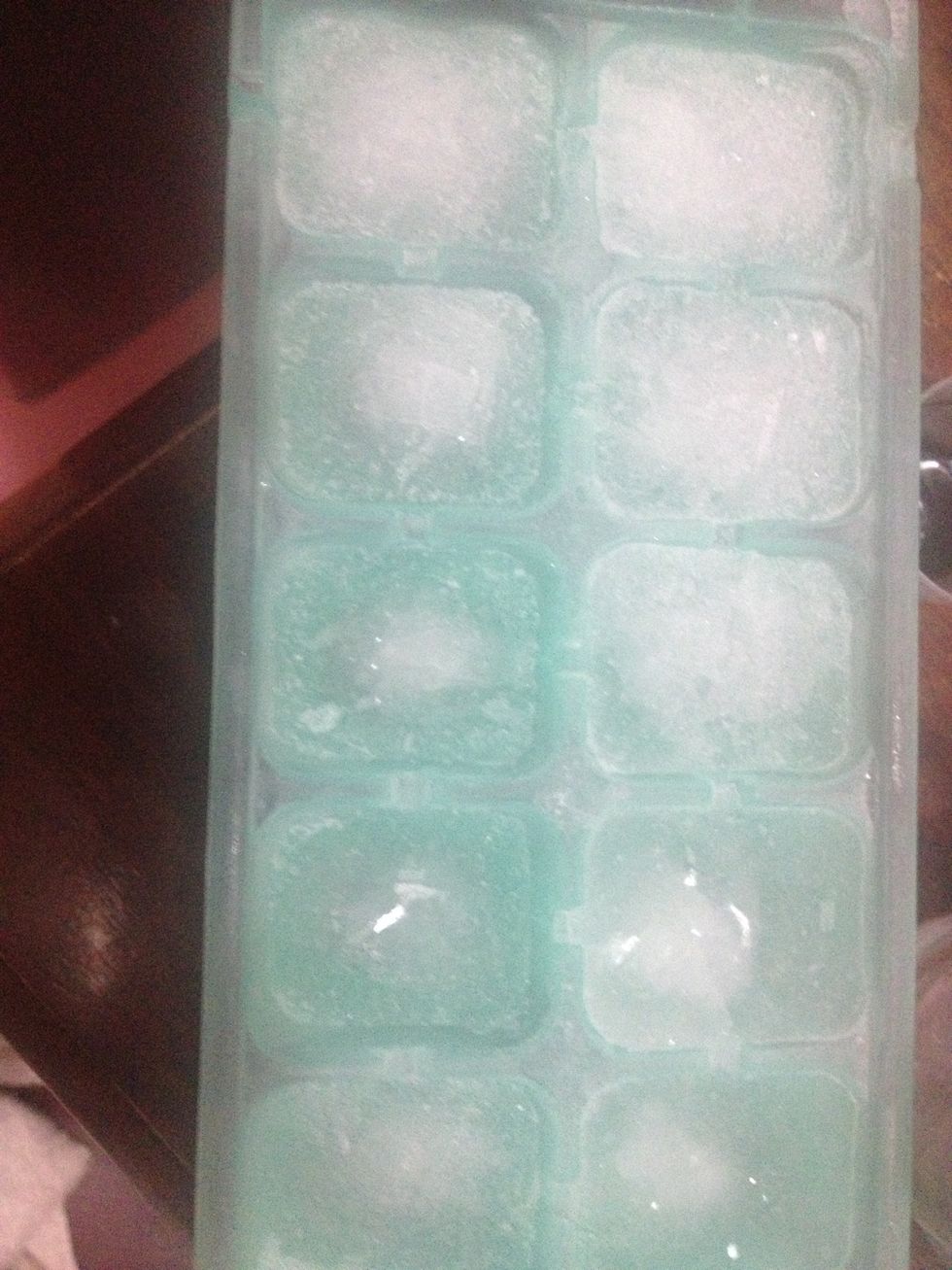 Prepare ice cubes