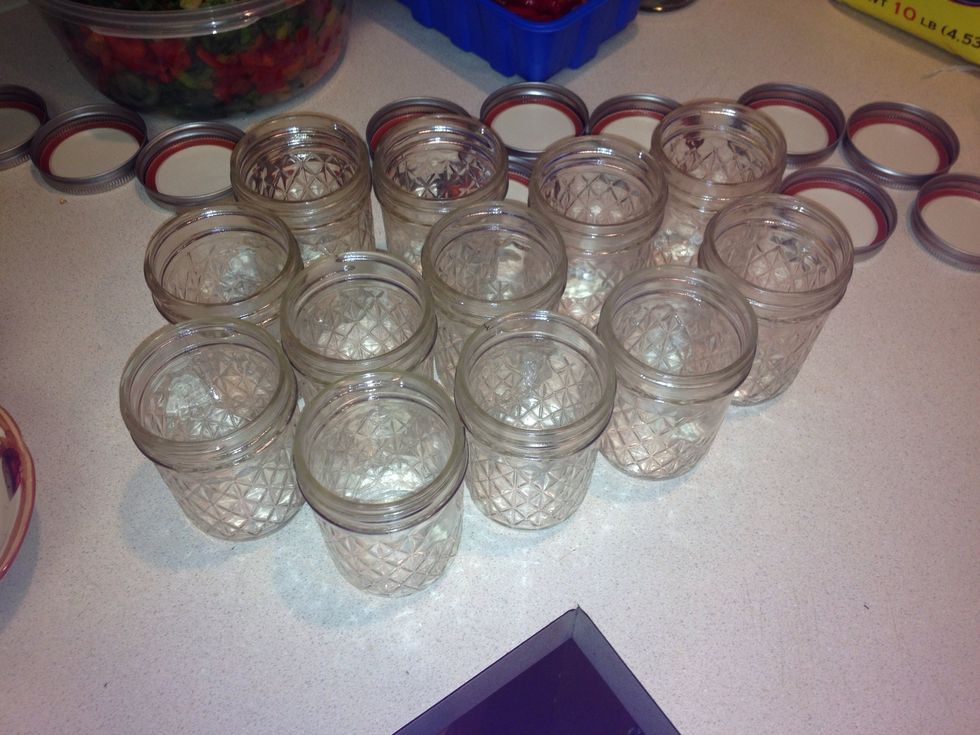Prepare jars sterilize ect
