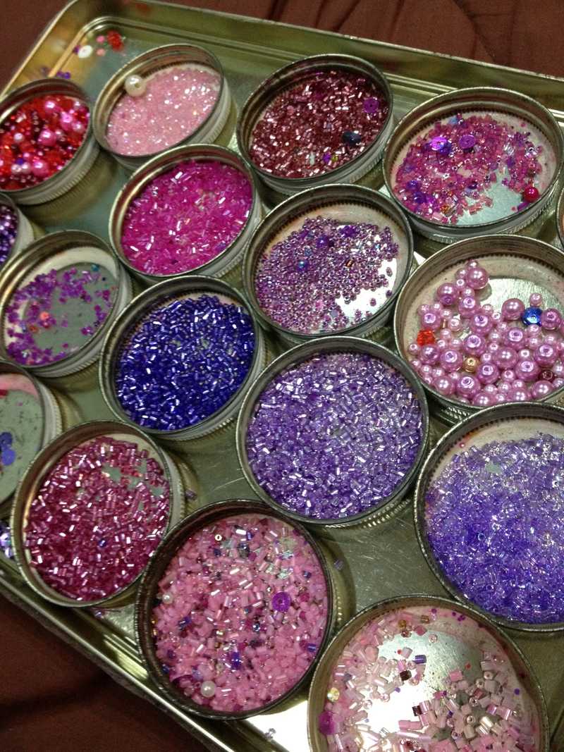 How to design beads on your dress - B+C Guides How to design beads on your dress - B+C Guides