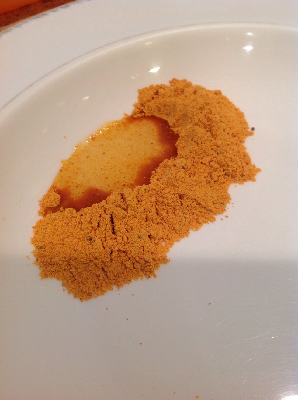 Prepare the chutney powder paste by mixing 2 tbsp of chutney powder with a tsp of oil. Shown here is MTR Chutney Powder.