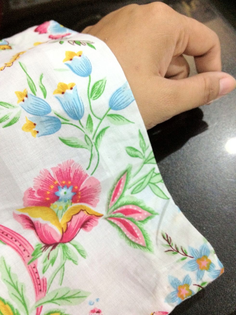 Prepare the dress. You can choose to sew the beads around the wrist area, collar or any area of the dress that u like :)