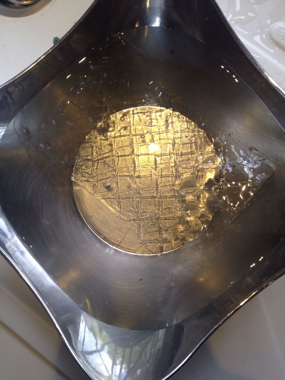 Prepare the fish glue