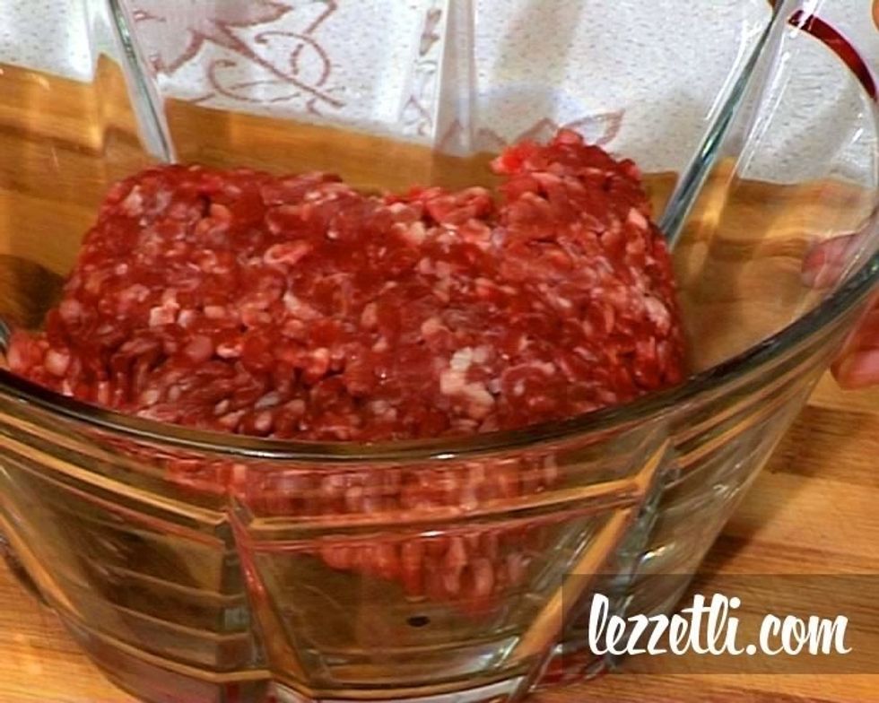 PREPARE THE GROUND BEEF