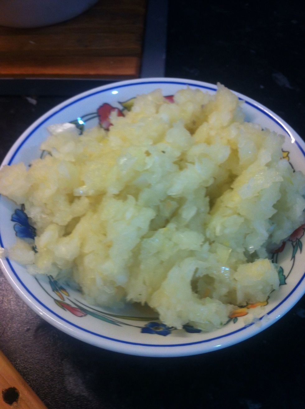 Prepare the onion 3 onion