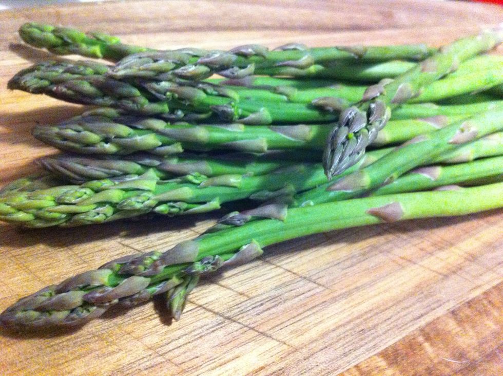 Prepare your asparagus
