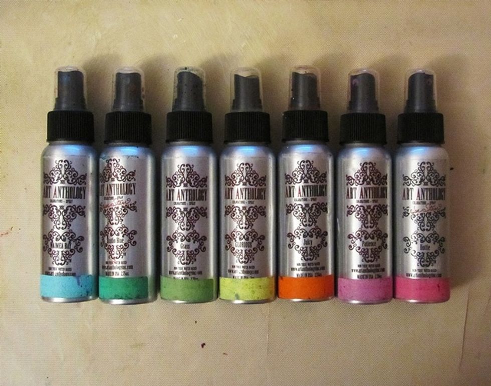Prepare your favorite colors of mists.