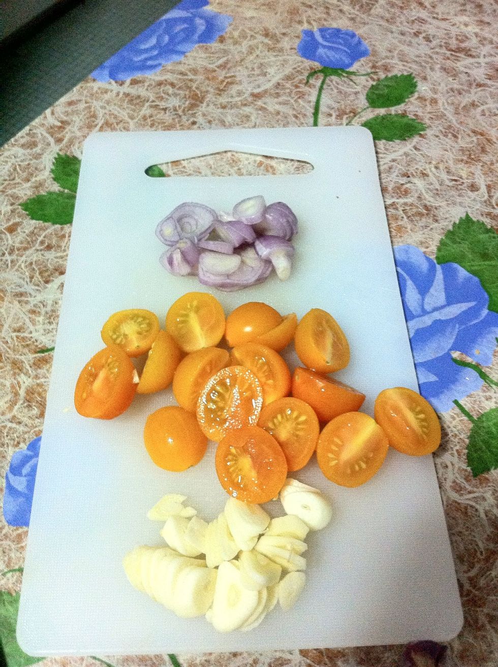 Prepare your onions, tomatoes and garlic