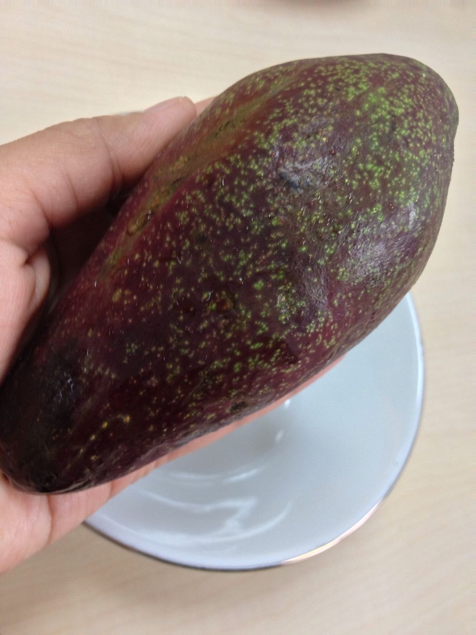 Prepare your ripe or super ripe avocado. Take  the seed out