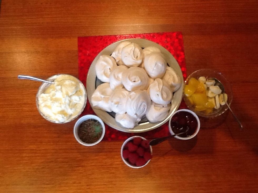 Present your meringues with anything e.g cream, peppermint crisp, raspberries, summer berries, mangoes, and banana.