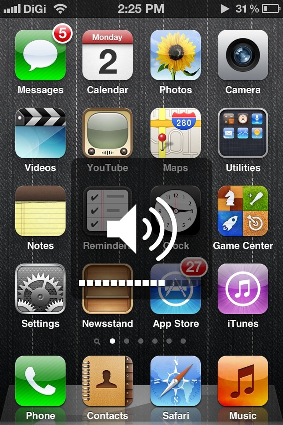 Press back to the homescreen and keep playing the music