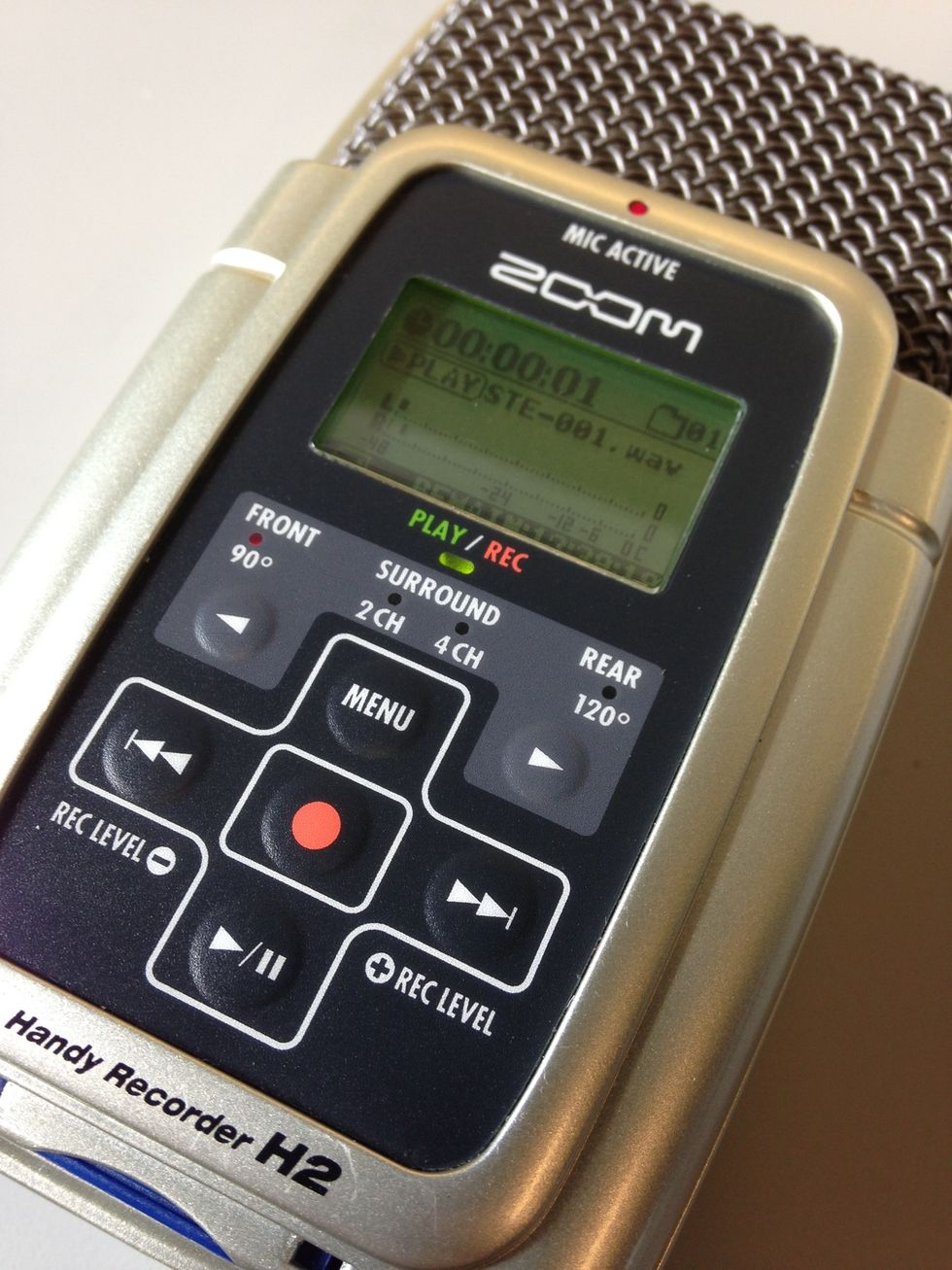 Press the Play/Pause button to play back your recording. There should be a solid green light during playback. Press the Play/Pause button again to stop playback.