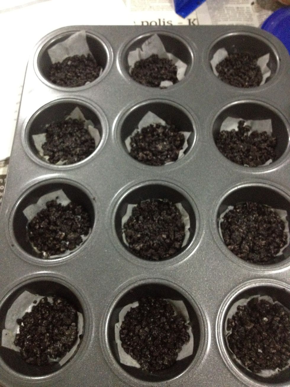 Press them down as even as possible. I'm not so good at this part........... I'm kinda lazy........