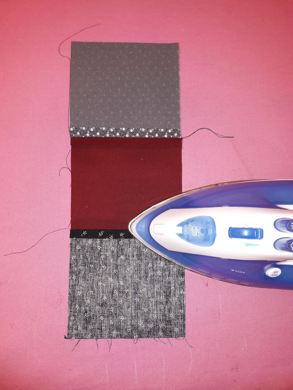 Pressa is\u00e4r s\u00f6msm\u00e5nen.