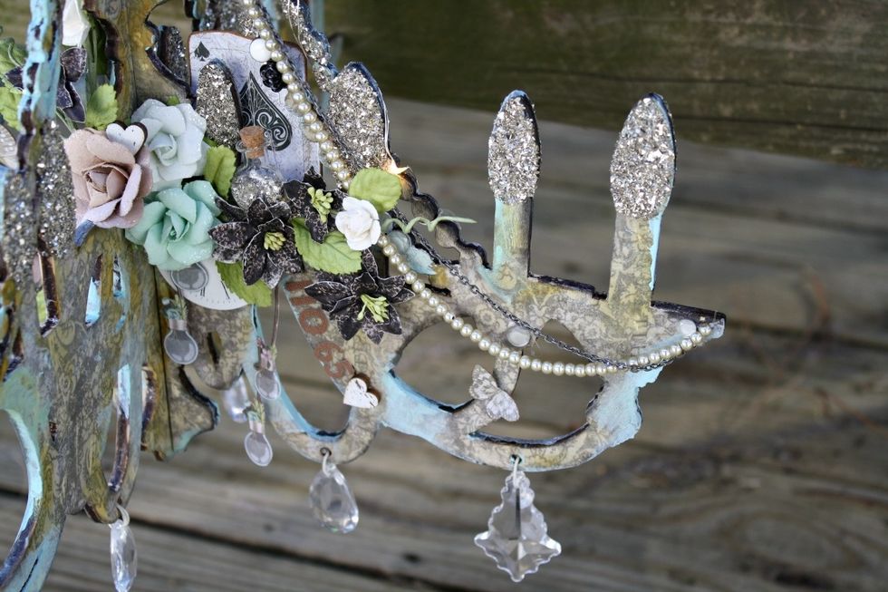 Prima's Chandelier Adornments (a coordinating kit made just for the DIY Chandeliers) were so perfect for this! I love how they look at the bottom!