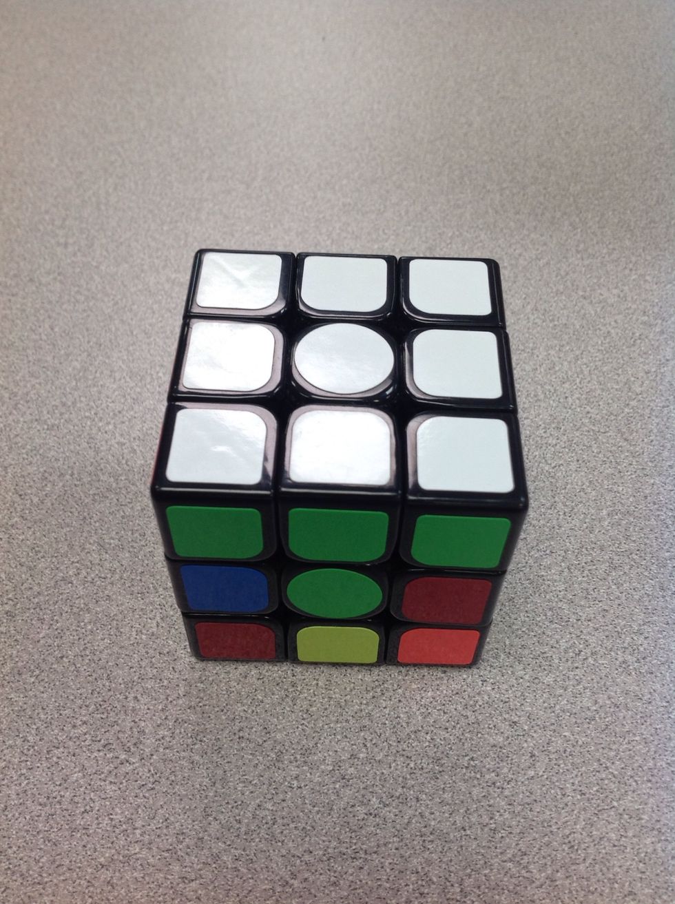 Proceed to put the corners in in order to complete the first layer.