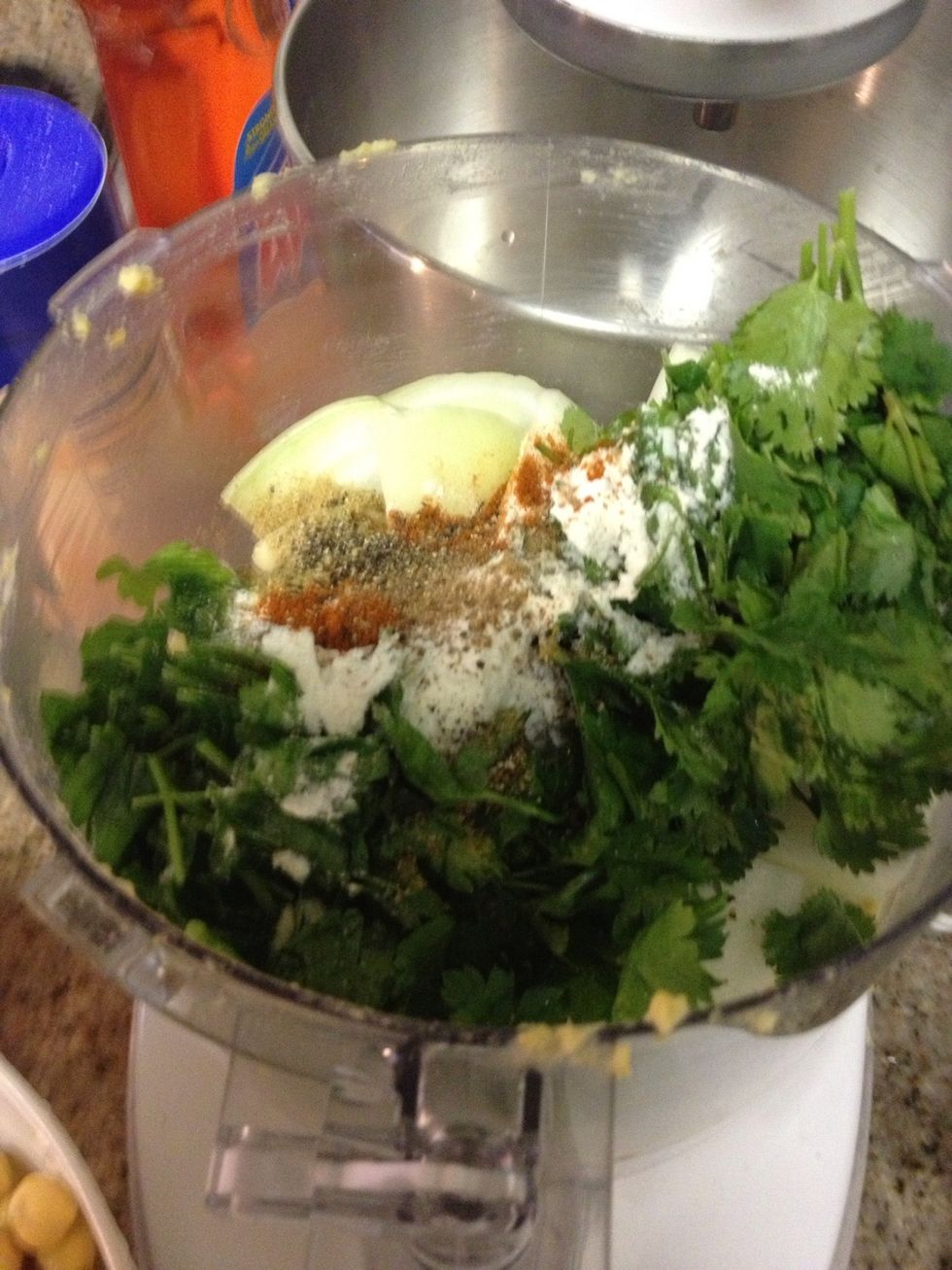 Process: 3/4 c onion, 1/4 c cilantro, 1/4 c parsley, 1.5 tsp cumin, 1.5 t salt, 1 t ground coriander, 1/2 t black pepper, 1/2 t cayenne pepper, 1.5 T flour, and 1/8 t ground cardamom.
