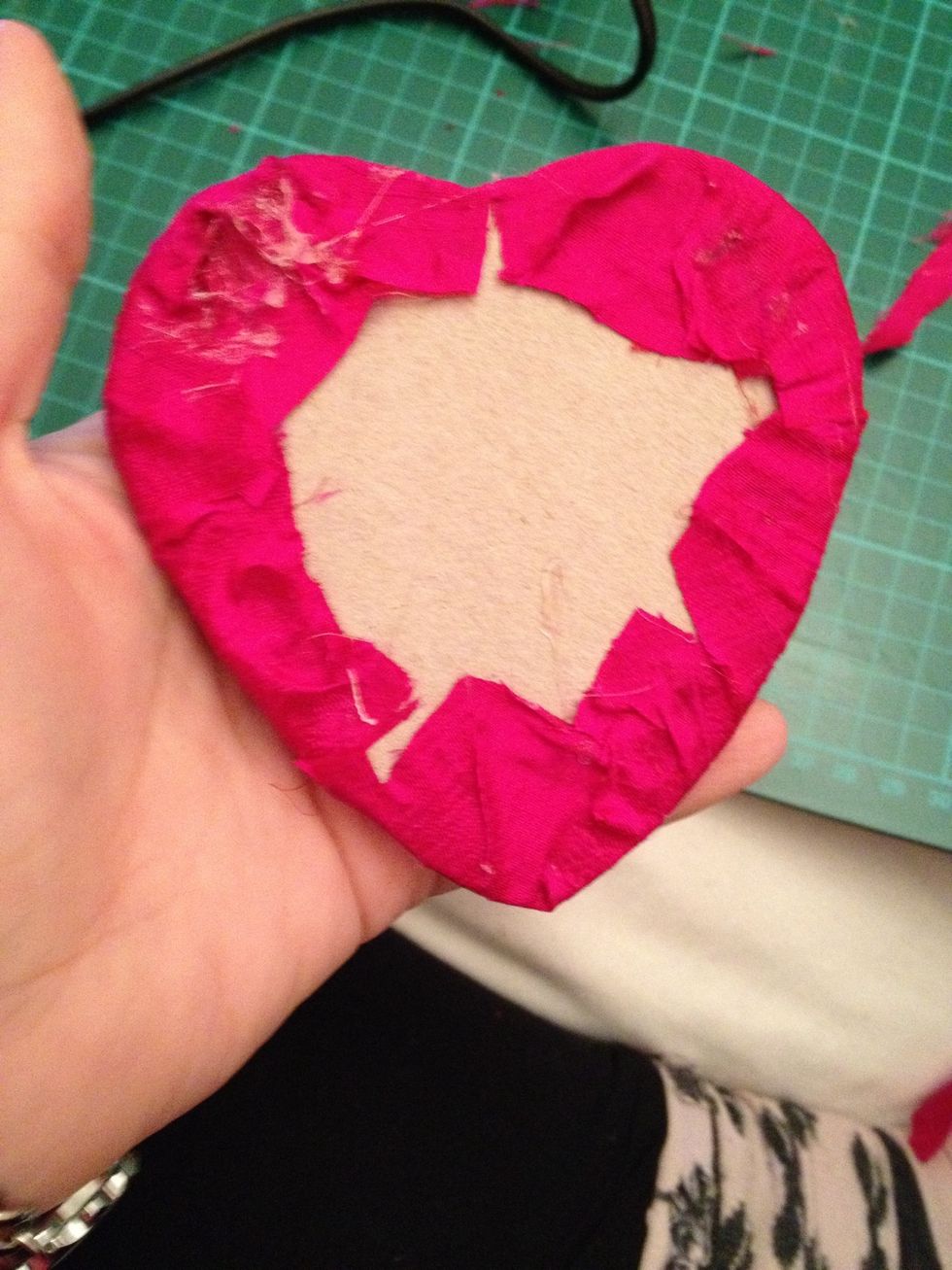 Pull all in so as to have an even shape on the good side, good idea to snip into the fabric to help shape, forgot to photo that bit