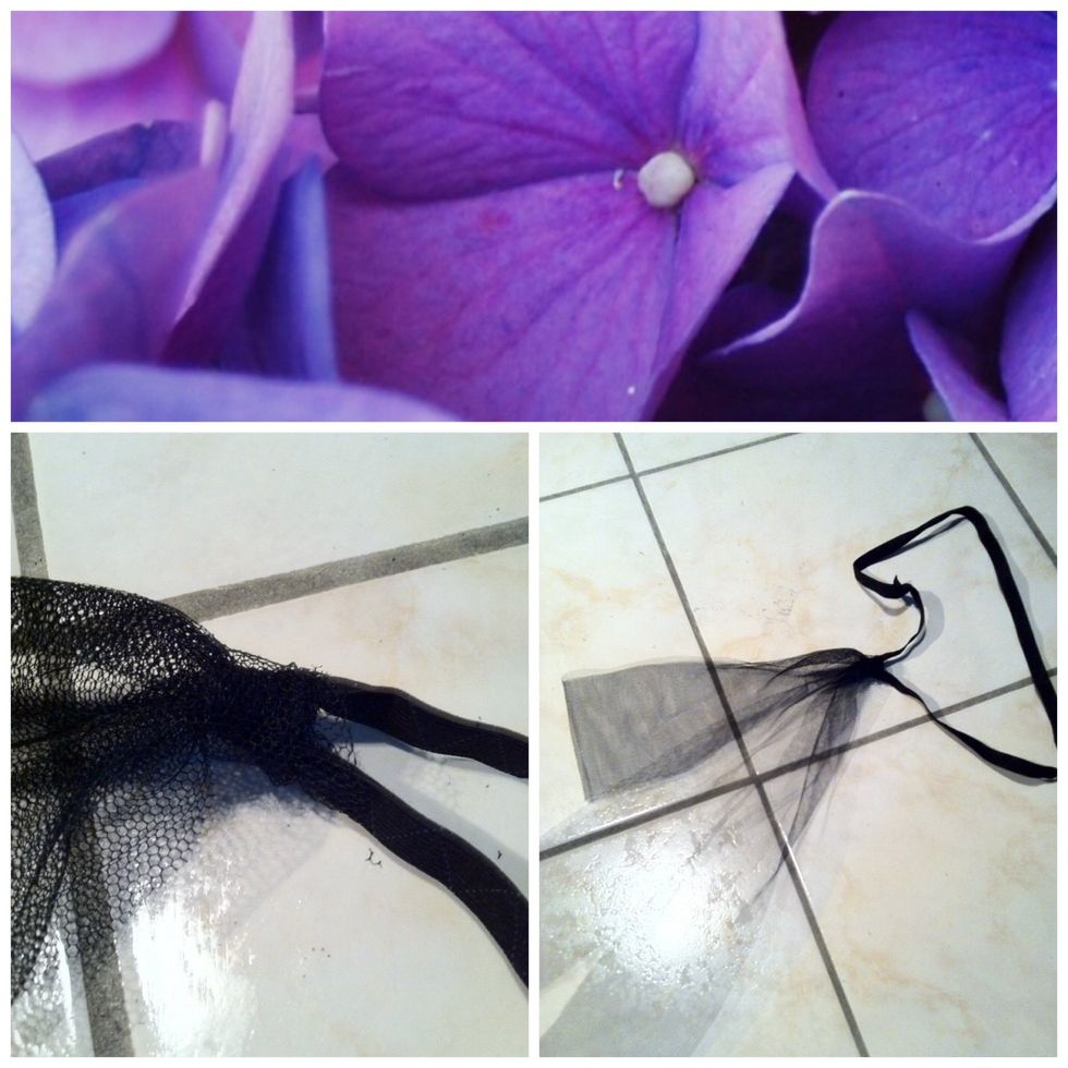 Pull it thight and your first strip of the tutu is done