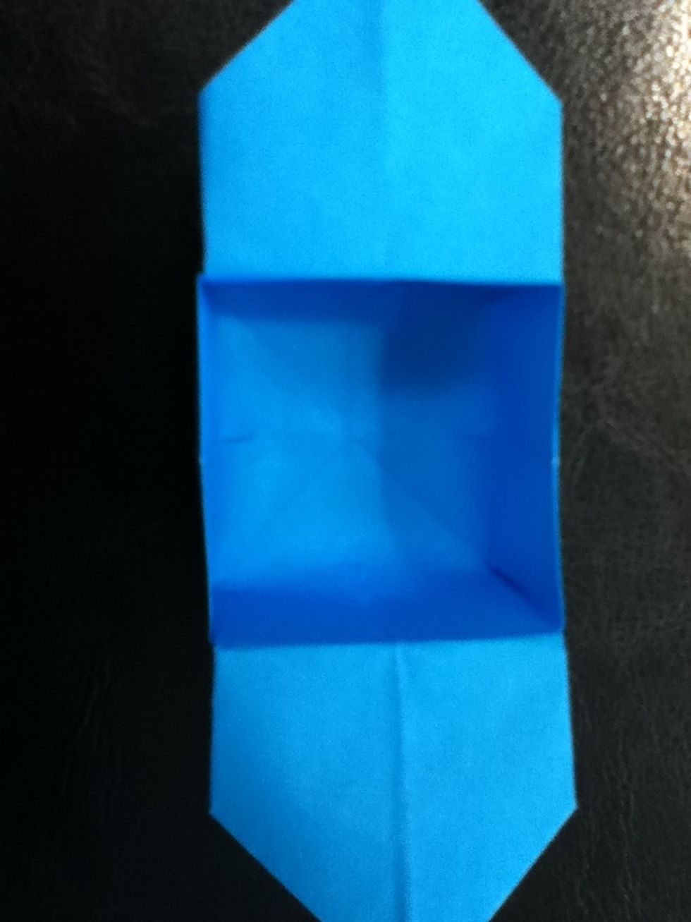 Pull the tips and flatten out the inside.