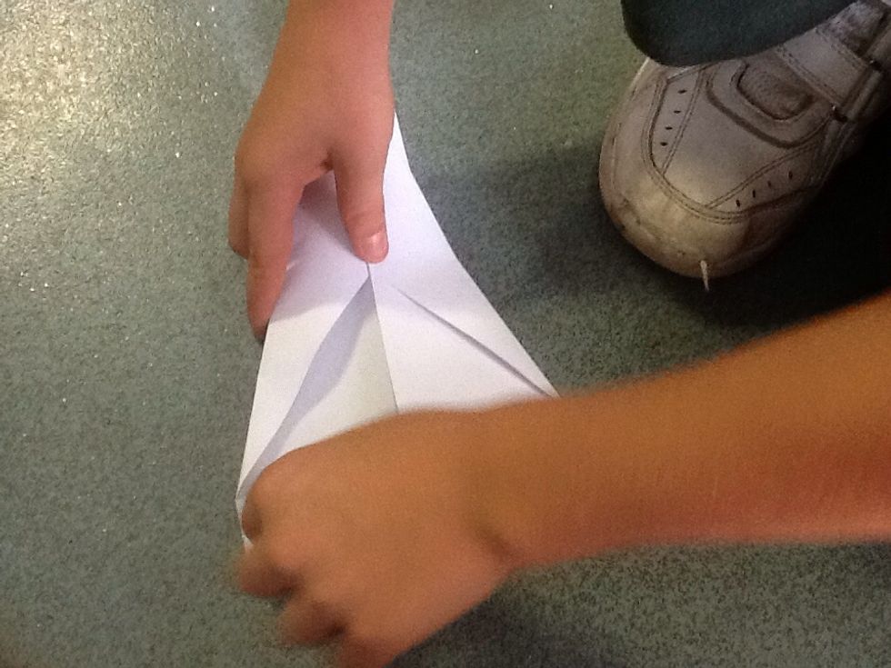 Pull the wings out so that they are horizontal.